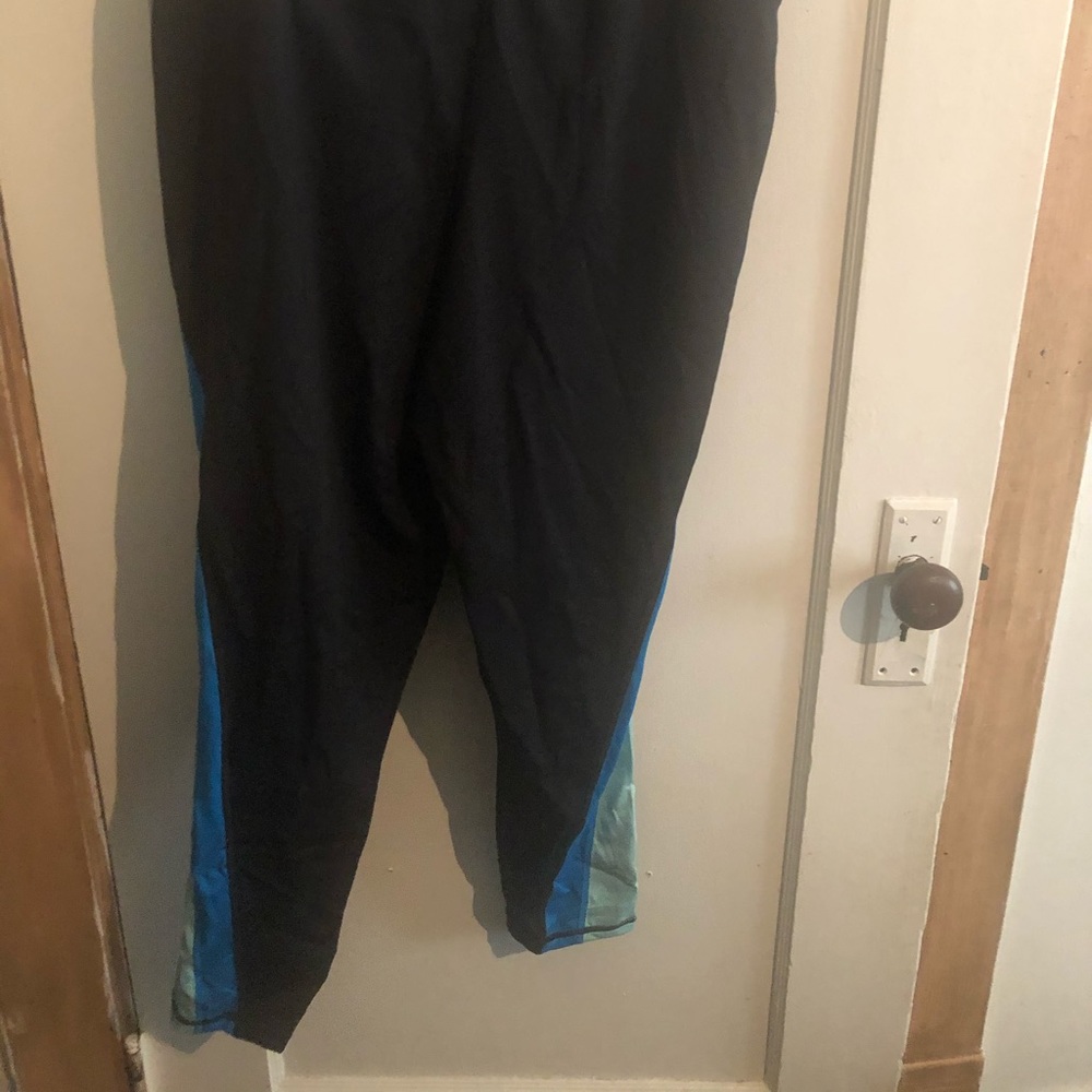 LIVI ACTOVE Sculpting Legging
